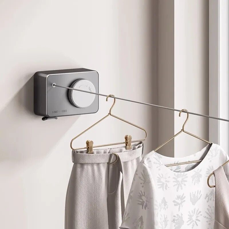 Retractable laundry Clothesline